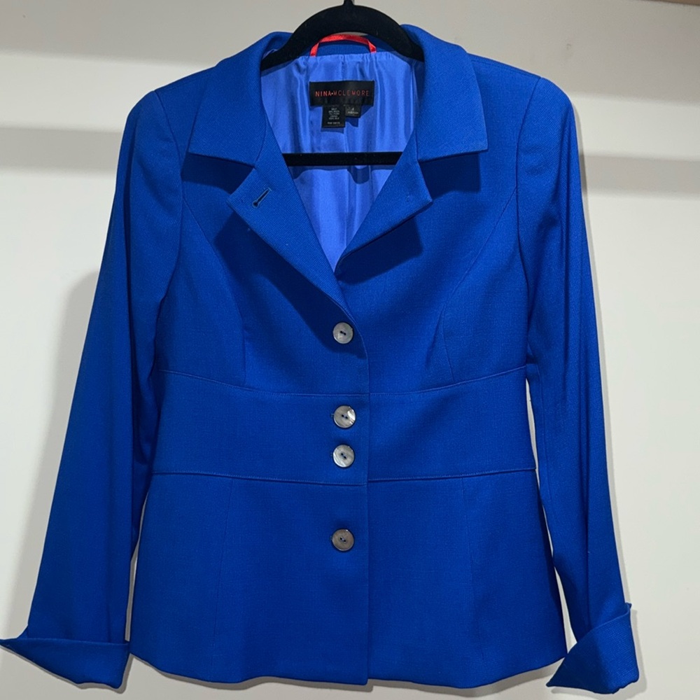 Nina McLemore Wool Silk Blazer Cobalt Blue with pearl buttons Sz 4
Made in USA